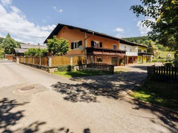 Wohnhaus im Grünen nahe Graz – Ruhige Lage mit viel Platz und Potenzial!