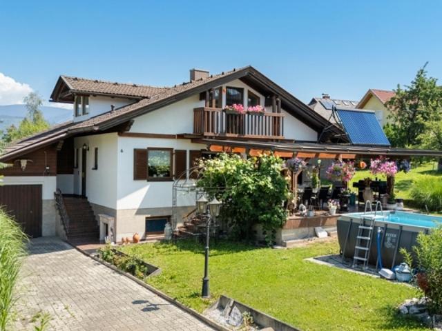 Wohnhaus in zentraler Lage