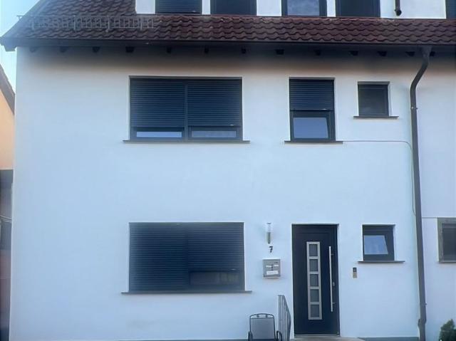 Wohnhaus in ruhiger Lage