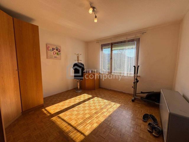 Wohnhaus in ruhiger Lage, Leoben Waasen