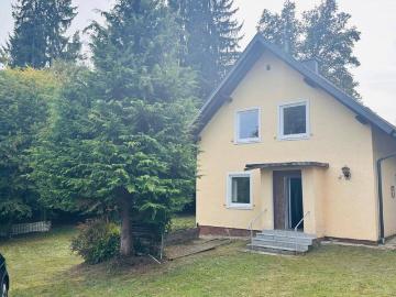 Wohnhaus in ruhiger und sonniger Lage in der Nähe des Wörthersees!