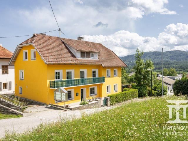 Wohnhaus mit Charakter – außergewöhnlich viel Raum, Einliegerwohnung und großem Sonnengrundstück in Schiefling am Wörthersee