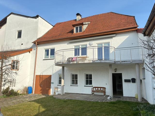 Wohnhaus mit Ausbaumöglichkeit