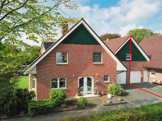 # RESERVIERT # Wohnhaus mit Garage in zentraler Lage von Neuenhaus