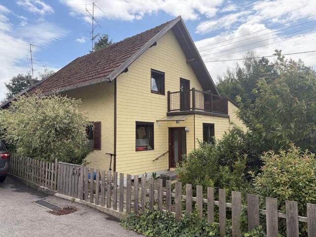 PREISSENKUNG Wohnhaus mit Entwicklungspotential