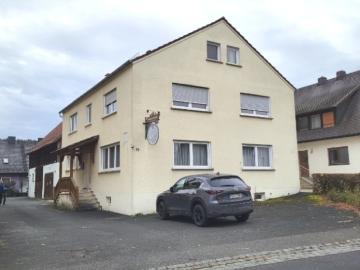 Wohnhaus mit ehemaliger Gastwirtschaft und Scheune in Leups bei Pegnitz zu verkaufen