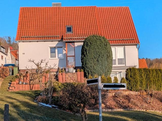 Wohnhaus mit Einliegerwohnung und fantastischem Ausblick