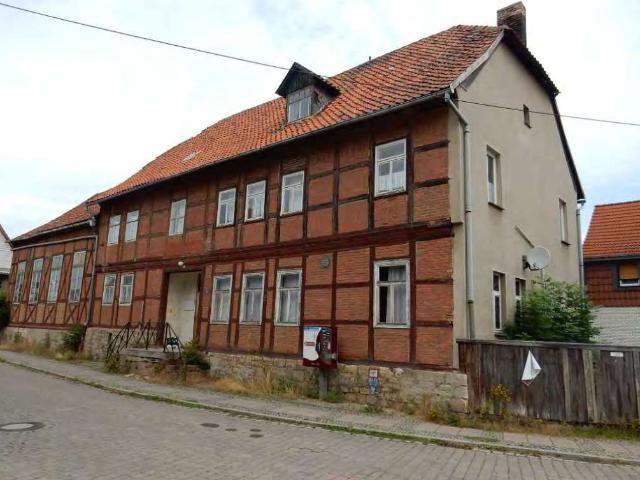 Wohnhaus mit Saalanbau *Mietkauf möglich