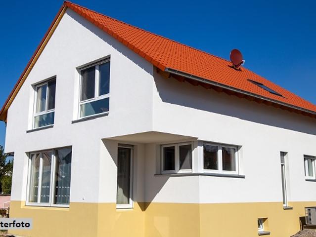 Wohnhaus mit Scheune in familienfreundlicher Wohnlage provisionsfrei