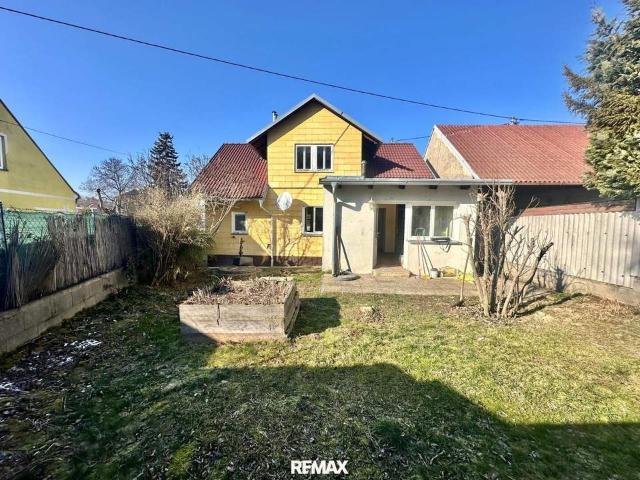 Aus Alt wird Neu – Wohnhaus mit großem Potenzial!