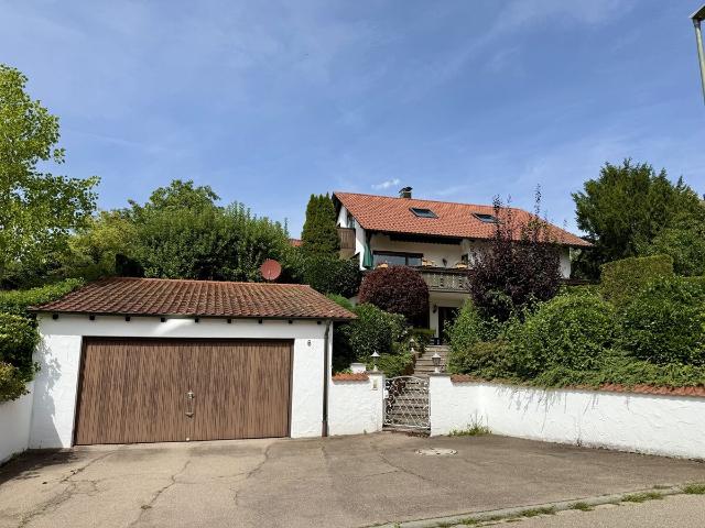 Wohnhaus mit Panorama und Potential Wohnen in bester Lage von Illerberg