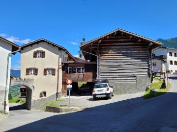 Wohnhaus mit Werkstatt und Stall in 7458 Mon GR