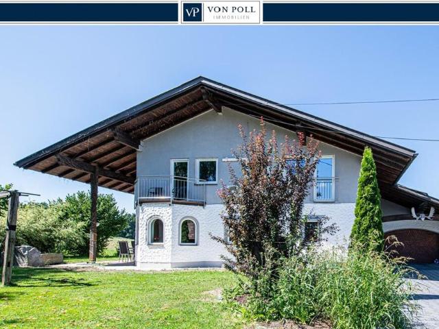 Wohnhaus mit vielseitigen Nebengebäuden