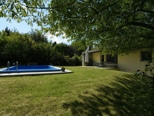 Wohnidylle: Haus mit Traumgarten und Pool vor den Toren Wiens!