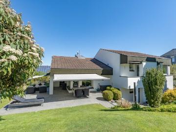Wohnoase: Grosses 4.5 Zi. Einfamilienhaus mit Gartenparadies