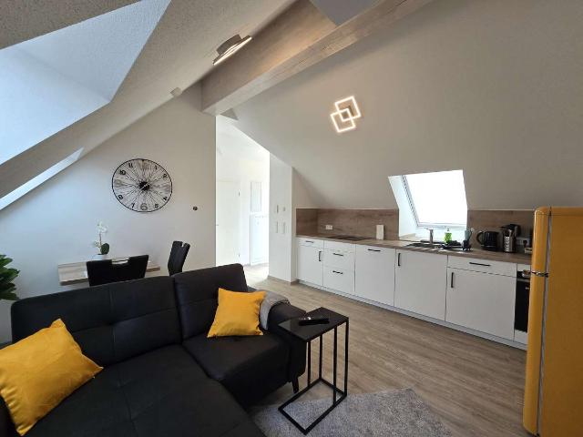Wohnliches, neues 2 Zimmer Apartment, möbliert & voll ausgestattet, zentral in Obernburg