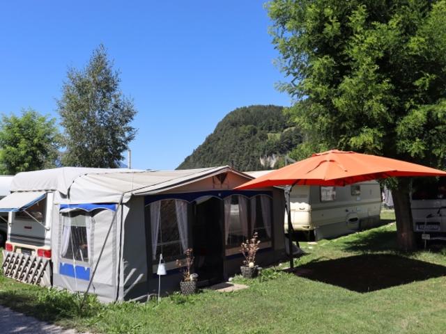 Wohnmobil mit Vorraum – Ihr Rückzugsort in Unterseen!