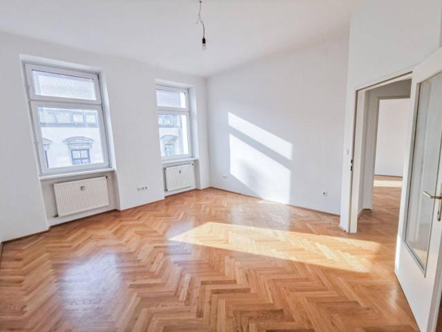 WOHNSTRASSE neben PARK