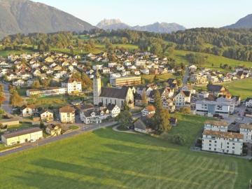 WOHNPARK DORF 4,5 Zimmer Wohnung im 1. Obergeschoss