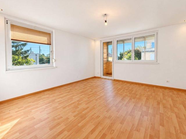 WOHNQUALITÄT MIT SUBSTANZ | ca. 60,08 m² NFL | 2 Zimmer | Loggia | umfassend modernisiert | ca. 11 m² Keller