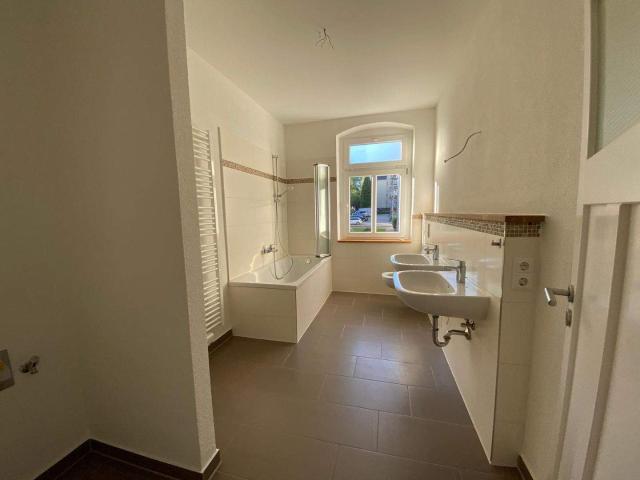 WohntrÃ¤ume werden wahr ! 1. OG od. 2.OG moderne Ausstattung Bad mit Fenster u.v.m