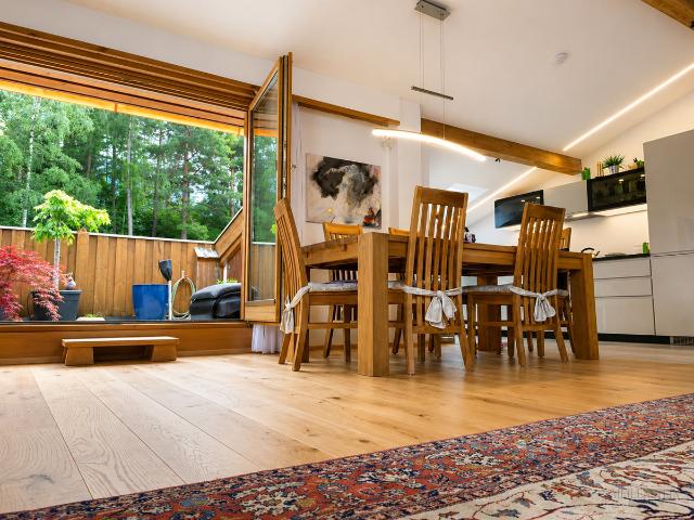Wohntraum auf zwei Etagen in Imst – helle 5 Zimmer Wohnung mit 2 Terrassen, Balkon & Tiefgarage