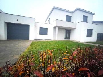 Villa for sale in 7111 - Terrasse