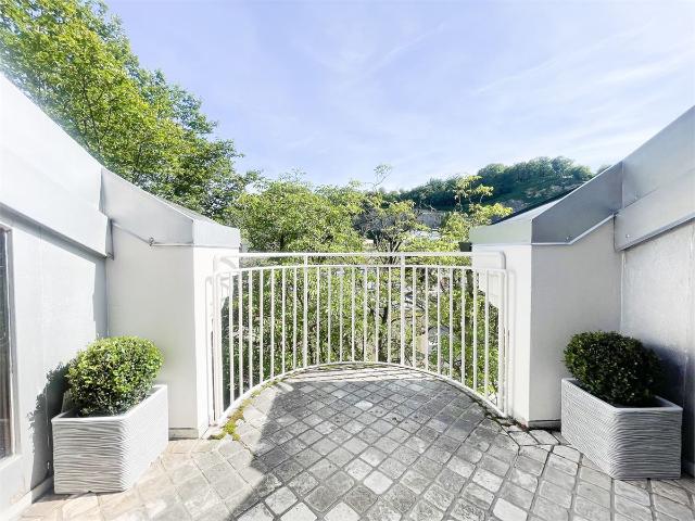 Wohntraum! Großzügige 4 Zimmer Dachterrassenwohnung in einer Ceconi Villa, Riedenburg Salzburg Stadt