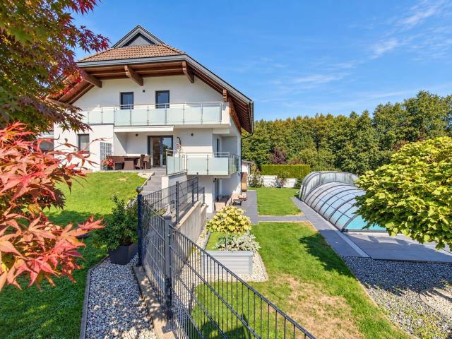 Wohntraum in Kärnten Modernisiertes Einfamilienhaus mit Pool und Garten