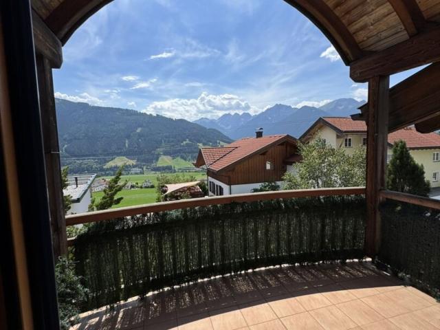 Wohntraum mit Weitblick: Hochwertiges Familienparadies mit Einliegerwohnung in Ellbögen