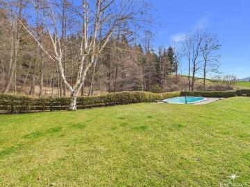 Wohntraum nahe Seeboden. Charmante Maisonette Wohnung mit Terrasse, Pool & eigener Sauna