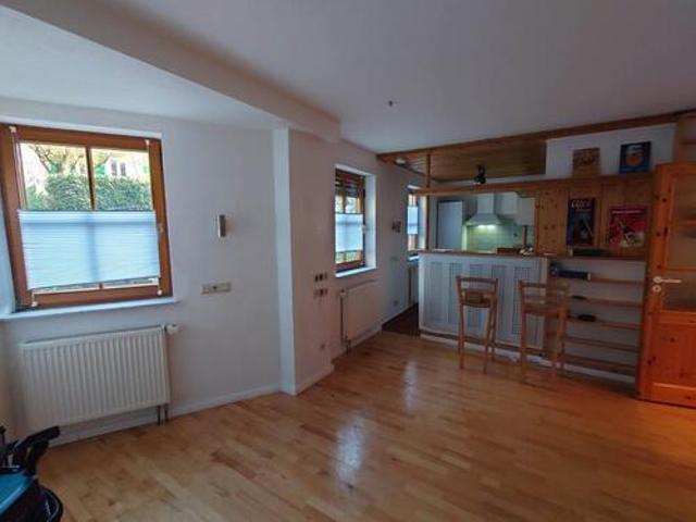 Wohnung Mietwohnung Einliegerwohnung teilweise möbliert
