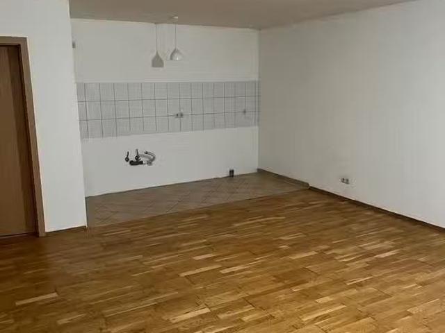 Wohnung mieten Bernburg Saale Einraumwohnung im Erdgeschoss