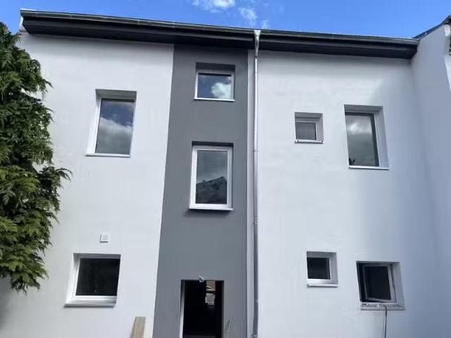 Wohnung mieten Bernburg Saale Erstbezug nach Sanierung, Ei.