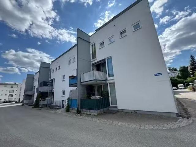 Wohnung mieten Engen Schöne 3 Zimmer Wohnung mit Balkon in E.