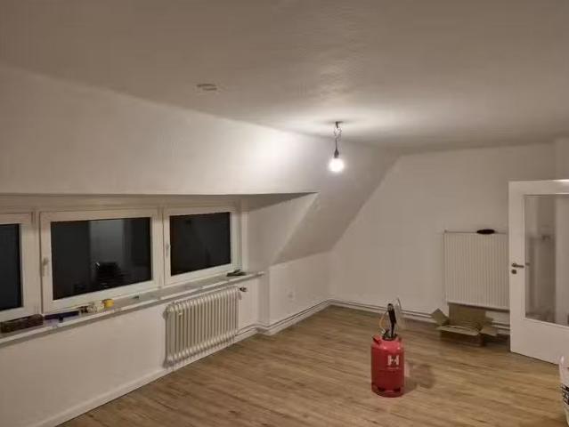 Wohnung mieten Glückstadt 2,5 Zi. DG Whg. frisch modernis.
