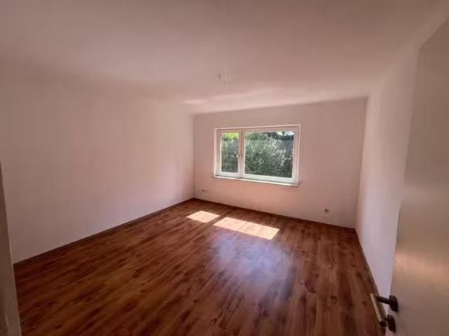 Wohnung mieten Glückstadt 3 Zi. Whg. im EG renoviert 5.