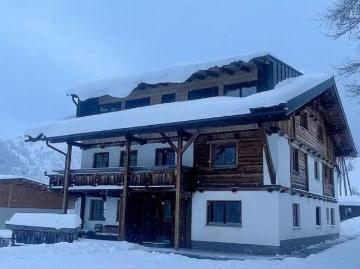 Etagenwohnung mieten in Reutte - Balkon