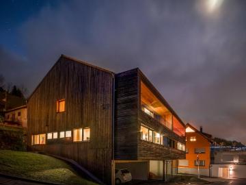 Etagenwohnung for rent in 6835