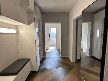Etagenwohnung kaufen in Schloßberg - Büroraum