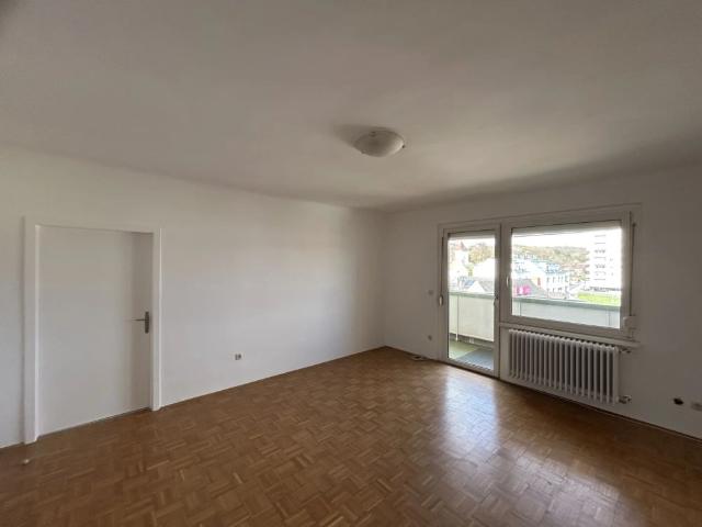 Wohnung mit 69m² Wfl.+ Balkon in bester zentralen Lage, direkt in Oberpullendorf zu vermieten! +KEINE ABLÖSE!