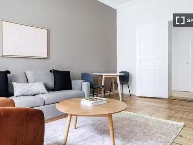 Wohnung mit 1 Schlafzimmer zu vermieten in Berlin