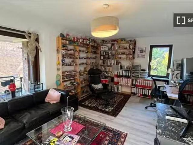 Wohnung mit 1 Schlafzimmer in Hamburg zu vermieten