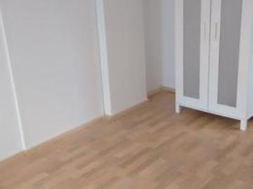 Etagenwohnung zur Miete in 9020