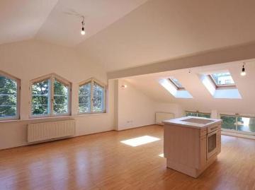 Etagenwohnung zur Miete in 2540