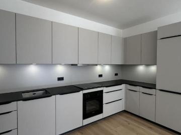 Etagenwohnung zur Miete in 6060 - Keller