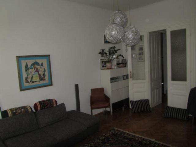 Zu Vermieten 2 Schlafzimmer Wohnung Vienna Vienna DS99383810
