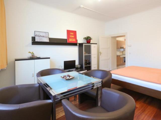 Wohnung 2 Schlafzimmer Zu Vermieten Vienna Vienna 1764 ES99382477
