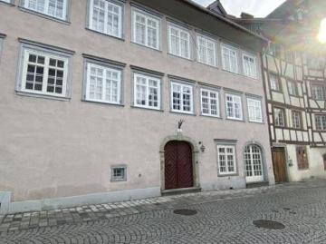 Flat for rent in 6800