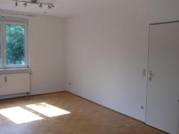 Etagenwohnung zur Miete in 9020 - Garten
